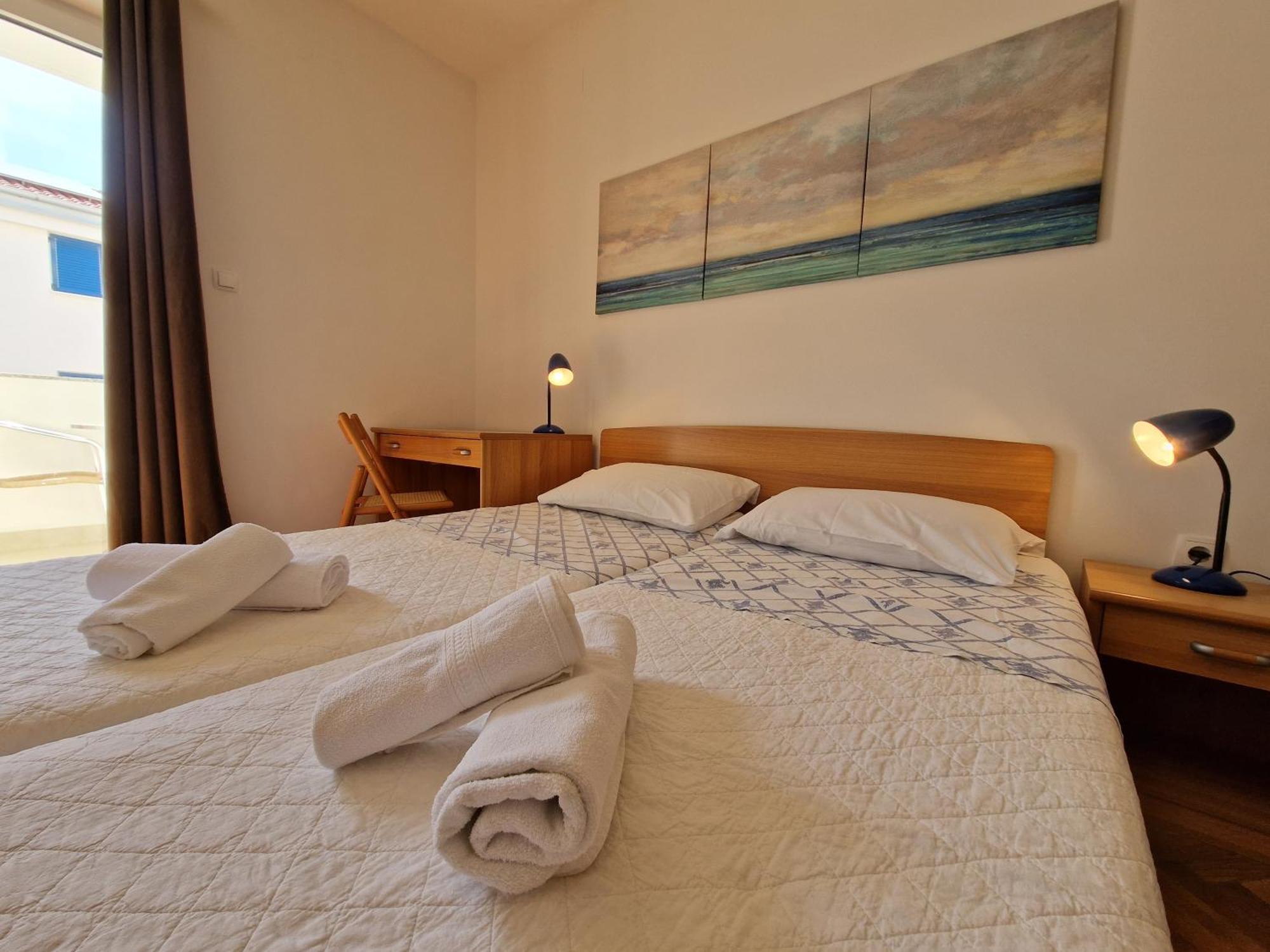 Apartments Josipa Baska  Ngoại thất bức ảnh